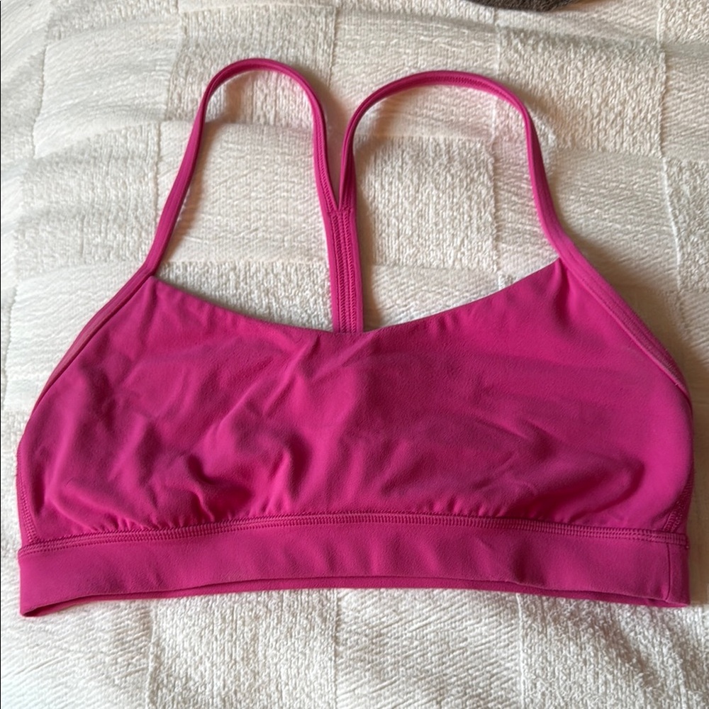 Lululemon Pink Sports Bra Seamless Design